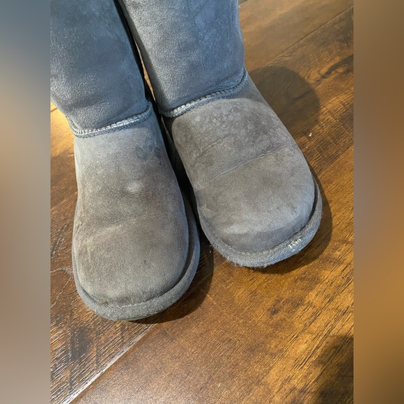 Kids Ugg boots size 4 - Picture 4 of 4